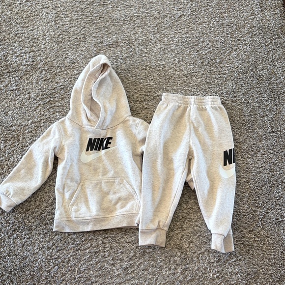 Nike Other - Nike Kids Gray Matching Set